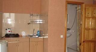 Гостиница Guest House Natali Алупка Семейный номер-1